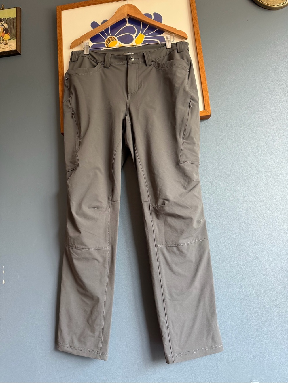 Duluth Trading Co Women's Gray Cargo Stretch Pants